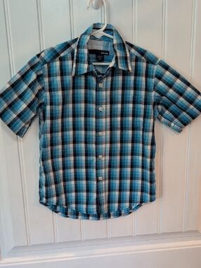 Basic Editions Blue Plaid Short-Sleeve Button-Down Shirt